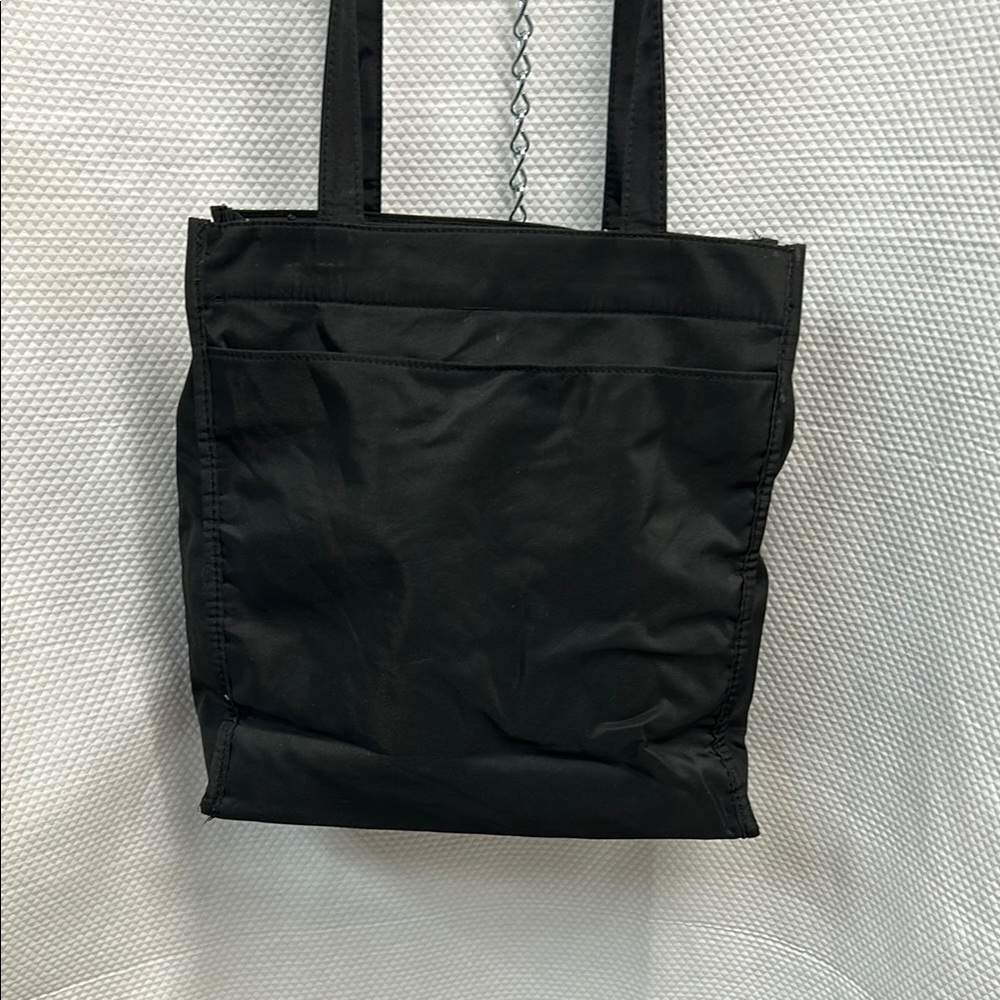 Black Tote Bag with White 'G' Logo - Picture 3 of 10